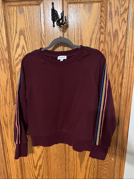 Evereve Sweaters - Evereve Women's Burgundy Crewneck Sweater with Velvet Stripe Detail
